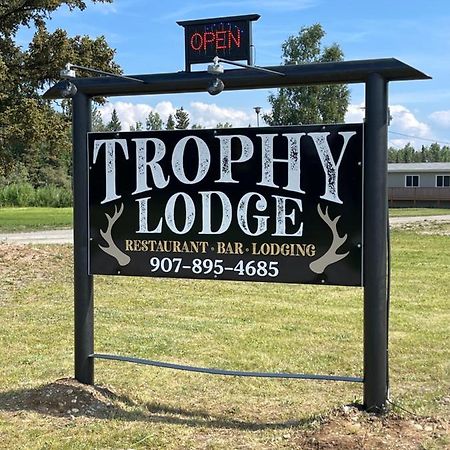 Trophy Lodge Accommodations Delta Junction Екстер'єр фото