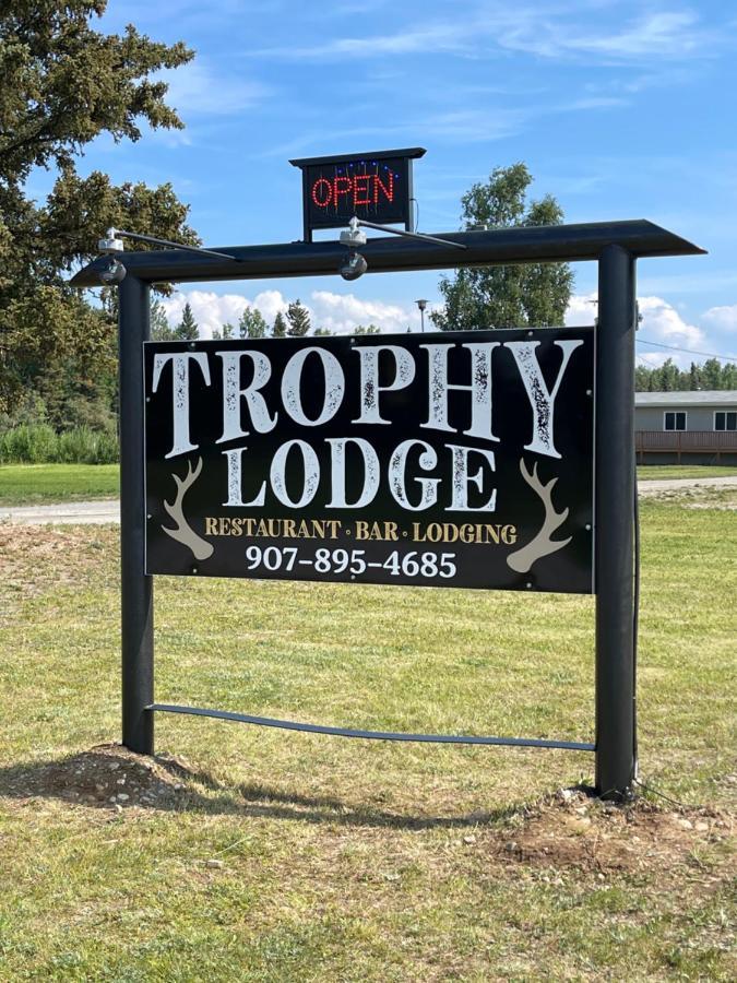 Trophy Lodge Accommodations Delta Junction Екстер'єр фото